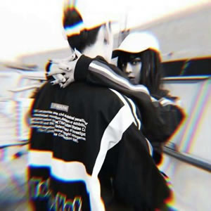 抖音情侣头像双人两张：高甜氛围感，情侣专属不撞款