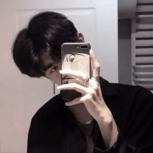 暗色系伤感风男生头像|自带故事感,戳中情绪的细腻画风