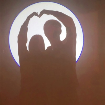 高清流行情侣头像 双人两张分屏款 甜蜜情侣必存