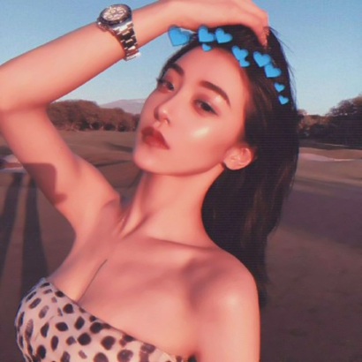 时尚帅气女生头像合集｜酷飒风格 + 高清画质，轻松拿捏氛围感