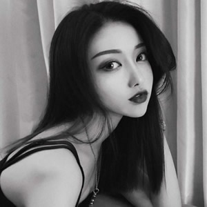 超飒高冷女生黑白头像合集｜简约大气，尽显独特气质