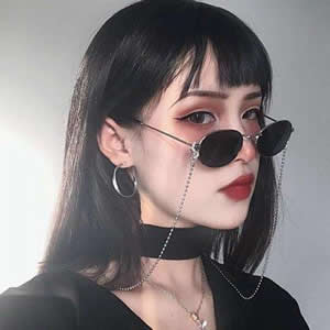 超拽霸气高冷范女生头像|气场拉满,颜值与态度并存