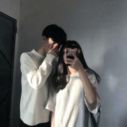 真人情侣头像双人两张图片 简约高级不撞款