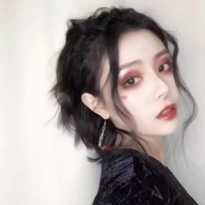 女生潮流闺蜜头像合集:甜酷 / 温柔 /ins风任选