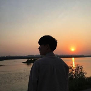 夕阳情侣头像一左一右氛围感：定格落日浪漫