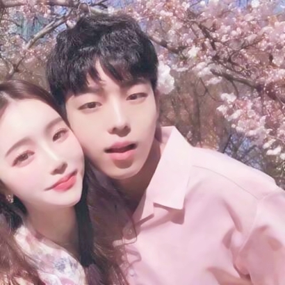 甜甜的情侣头像双人：高甜互动款