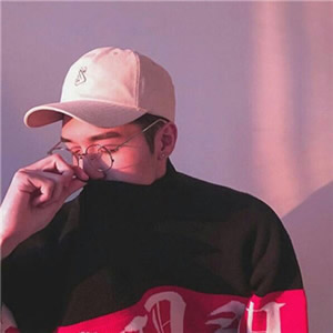 孤独感爆棚的伤感男生头像|适合emo时刻的低饱和男生头像推荐