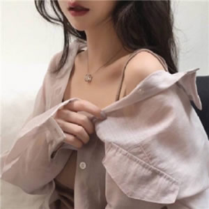 霸气冷艳锁骨女生头像 小众禁欲系高清女
