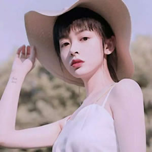 清新治愈系女生头像高清无水印