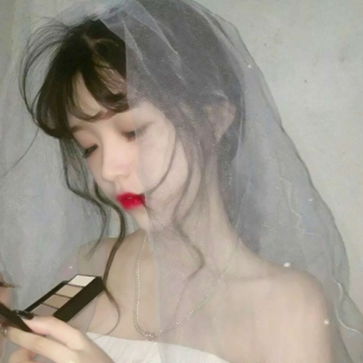超潮超火女生真人QQ头像图片，个性高颜值女生