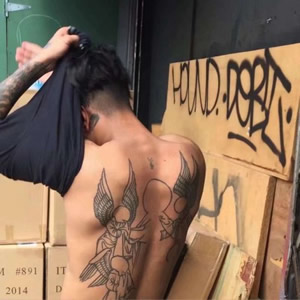 小众不撞款qq超拽男生头像 酷帅男生