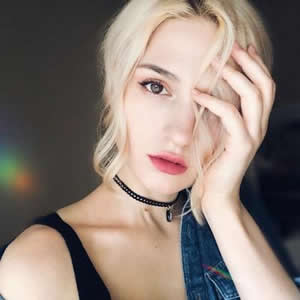 微信欧美头像女生高冷 禁欲系酷感欧美风