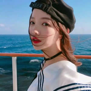 女生真人蓝色海边头像 女生头像 第13张