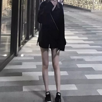 暗系潮女生头像合集｜酷飒丧系女生 女生头像 第19张
