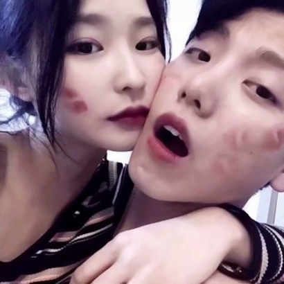 情侣头像一对两张双人