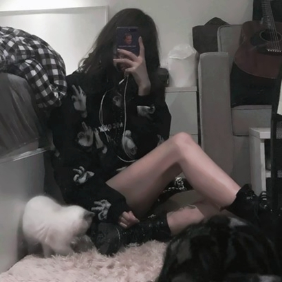 暗系潮女生头像合集｜酷飒丧系女生 女生头像 第17张