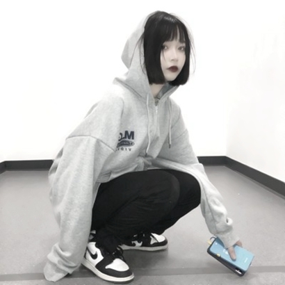 暗系潮女生头像合集｜酷飒丧系女生 女生头像 第28张
