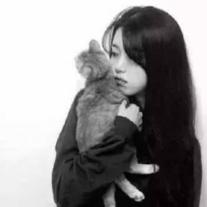 黑白女生头像伤感高冷 女生头像 第2张