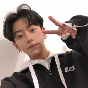 帅哥图片头像00后真人 男生头像 第10张