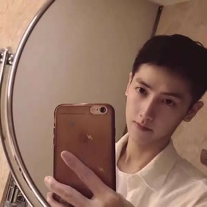 手机控情侣头像一对两张一男一女合集 情侣头像 第3张