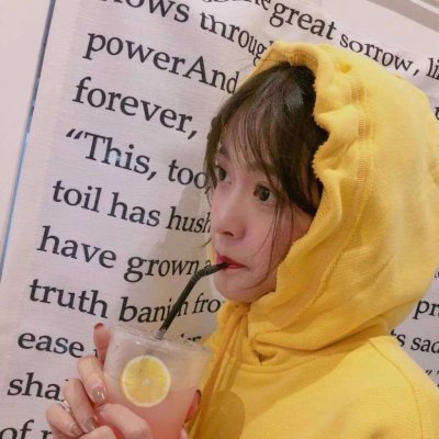 女生头像黄色衣服 暖色调温暖又阳光 女生头像 第4张