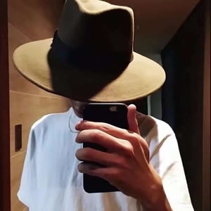 手机控情侣头像一对两张一男一女合集 情侣头像 第17张