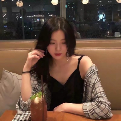 qq头像女生真人气质合集 女生头像 第8张