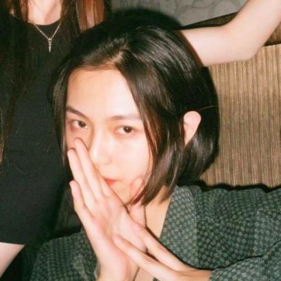 qq头像霸气侧漏女 女生头像 第8张