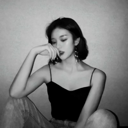 qq女生意境头像 女生头像 第19张