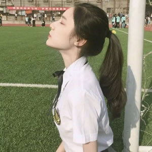 潮流绿色头像女生专用 简约酷感绿色系女