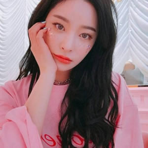 小清新时尚女生头像 女生头像 第2张