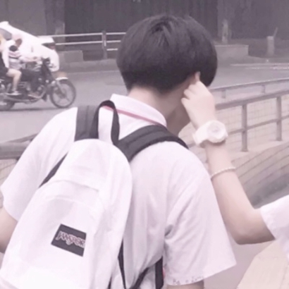 偏污的真人情侣头像