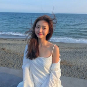 微信头像女海边图像 女生头像 第5张