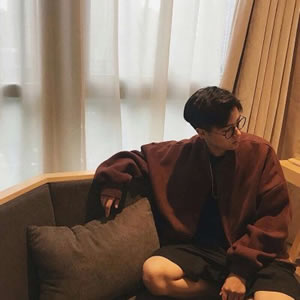 qq头像男生帅气青春 男生头像 第2张