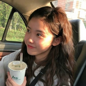 阳光爱笑女生高清头像 女生头像 第8张