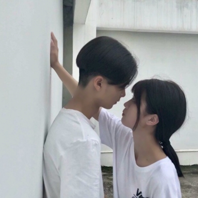 不露脸的双人情侣头像 情侣头像 第9张