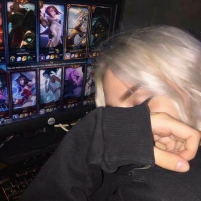 欧美女生真人头像 女生头像 第17张