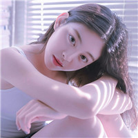 清新自然美女生头像