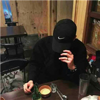 男生头像戴帽子遮脸 男生头像 第8张