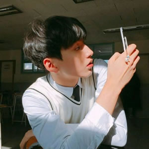 青春帅气的男生qq头像 男生头像 第2张