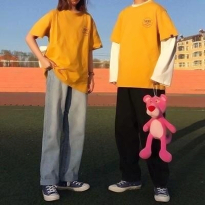 不露脸的双人情侣头像 情侣头像 第2张