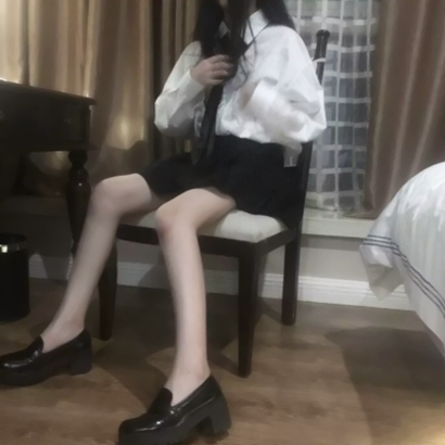 衬衫情侣头像一男一女 情侣头像 第17张