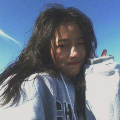 忧伤女生意境头像 女生头像 第4张