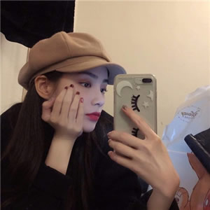 女伤感黑暗拿着手机自拍头像 女生头像 第14张