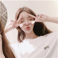 可爱比剪刀手美女生头像 女生头像 第14张
