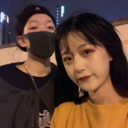 真人情侣头像两张一组 女生头像 第9张