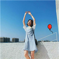 qq头像女生全身街拍 女生头像 第2张