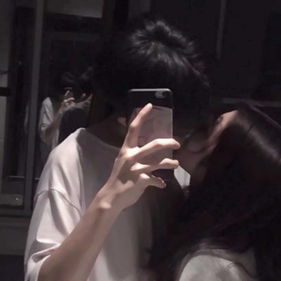 真人情侣头像两张一组 女生头像 第32张