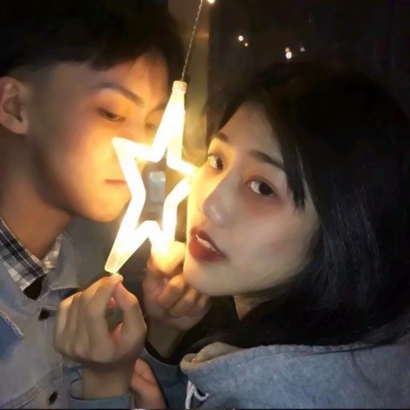 真人情侣头像两张一组 女生头像 第18张