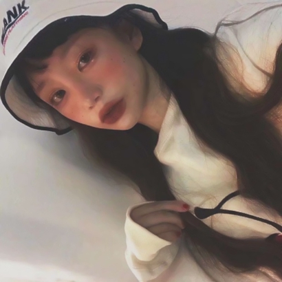 忧伤女生意境头像 女生头像 第10张